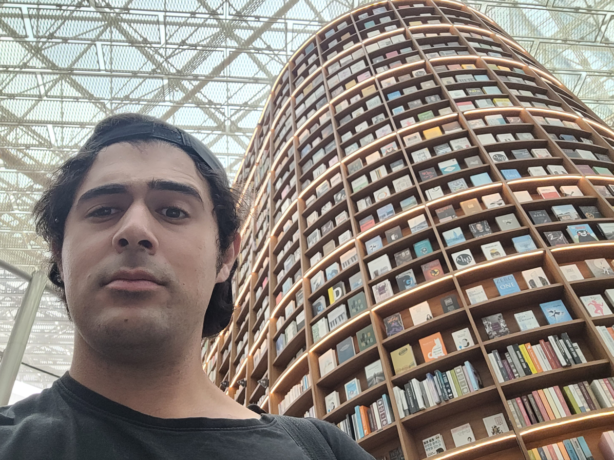 Seoul’s Starfield Library Gets Your Brain Exploding With Knowledge